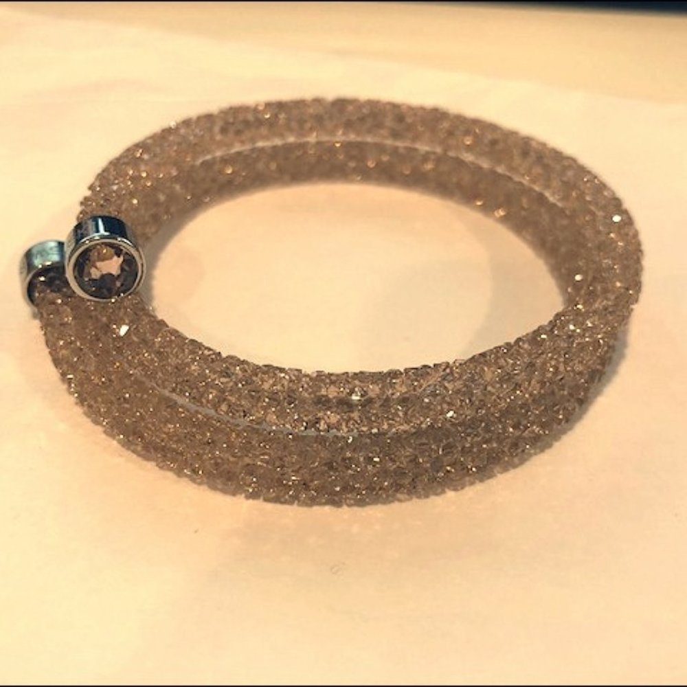 Beautiful Swarovski Light Pink Stardust Bangle